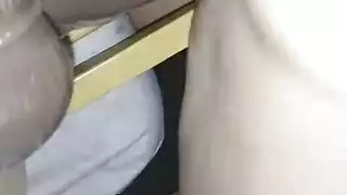 إباحية مع مراهقة تأخذ قضيبًا كبيرًا