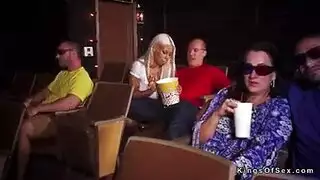 النص الأصلي: كان يمارس الجنس مع بوسها بقدر ما يستطيع