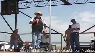 يمنيات ساخنات في مقاطع شرجية قصيرة وتصوير جنسي قوي