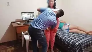 جنس مع زوجتي وصديقتاها