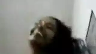 فتاة مفلسة تتعرض لجنس قوي ظهراً وتصرخ عند القذف