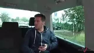 تقبيل بشدة قبل قذف حمولتي على مؤخرتها الممتلئة