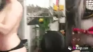 كوغار إسبانية تُدمر بواسطة قضيب أفريقي ضخم