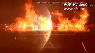 ثلاث زوجات يتناوبن على ابتلاع السائل المنوي في ثنائي صريح