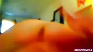 الهبي امرأة سمراء