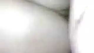 جنس في السيارة مع شاب عشوائي: مضاجعة قاسية في الخارج