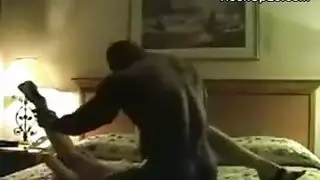 طابور شرجي صريح: كل فتاة تحصل على دور في مؤخرتها