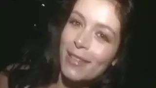 حركات دفع عنيفة بقضيب كبير