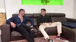 فتاة محجبة تتوسل من أجل ممارسة جنس عنيف باختراق مزدوج