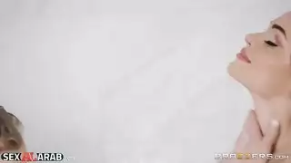 الخادمه سحاقات الجزء الثاني