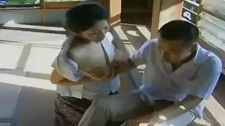 إصدار مشهد جنسي صريح وعاري لبيلين رودريجيز