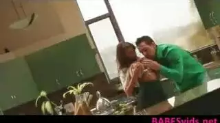 إباحي عربي صريح: بلدوزر يملأها بسائله المنوي